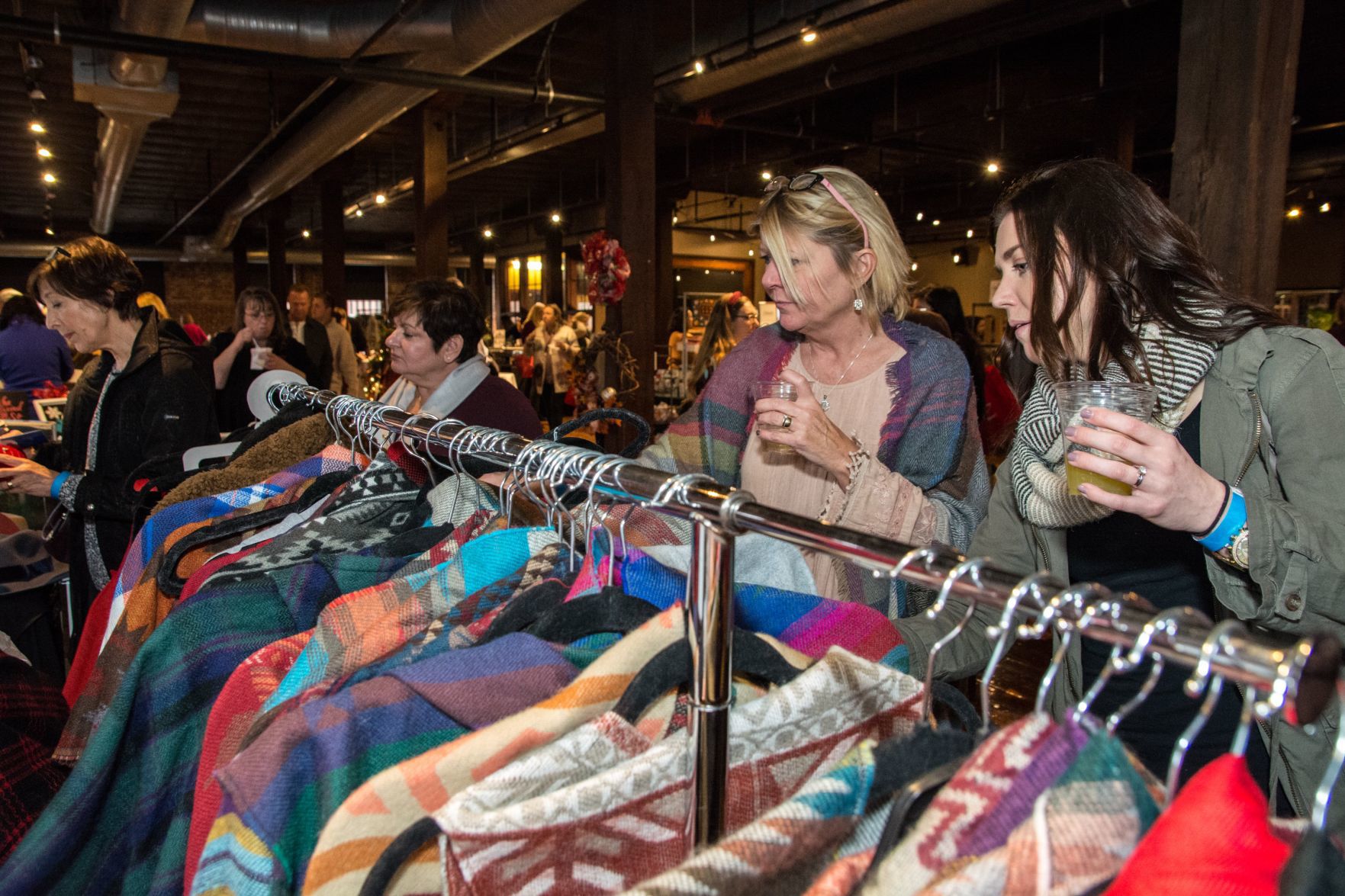 St. Louis Post-Dispatch Holiday Pop & Shop Event